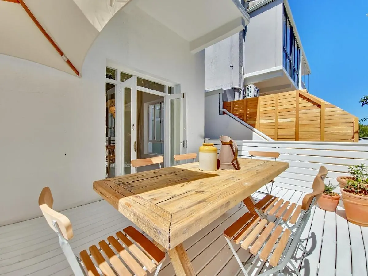 Tranquil Family Home In Green Point Cape Town 0*,